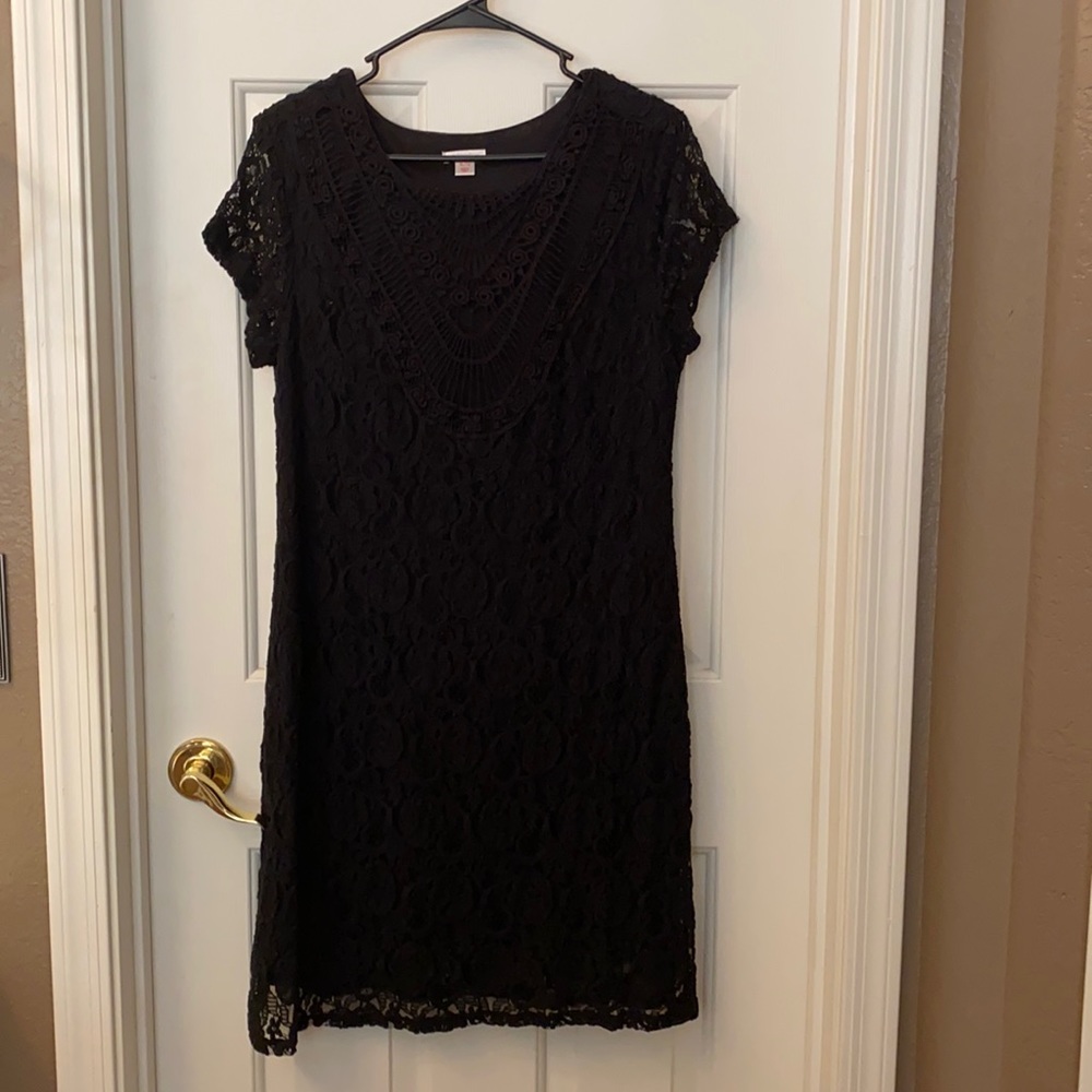 Black lace dress, size extra large.